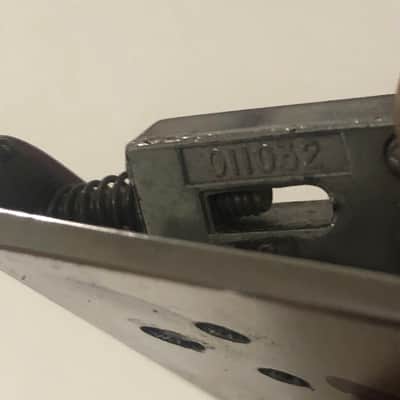 Vintage Fender 70s Tele Deluxe Bridge Thinline Hardtail Original 011032 Saddles 52.8mm String Spacing image 15