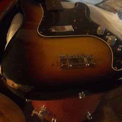 Washburn P Bass 1978 - Sunburst image 3
