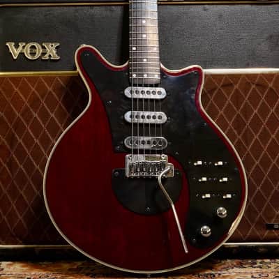 Brian May Guitars Brian May Guitars Rightone Strap BM Book Red Special Pack image 9