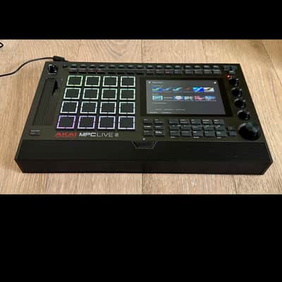 Akai MPC Live III Standalone Sampler / Sequencer 2025 - Present - Black image 4