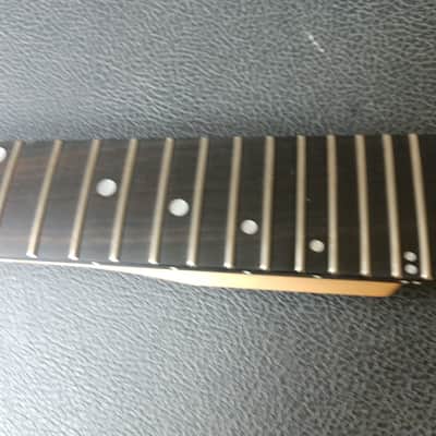 Kramer NightSwan 80's NEVER PLAYED) Satin Natural image 9