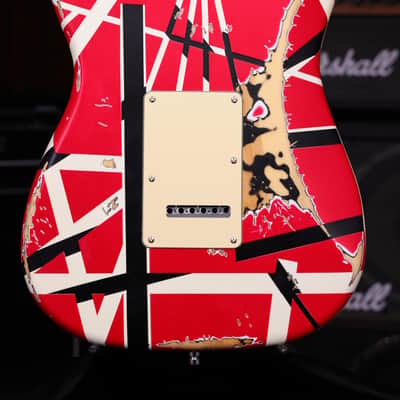 Dhatarattha SSS Strat-Style – Red Stripe Nitro Relic image 10