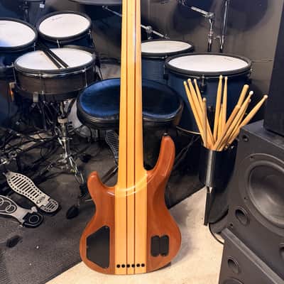 AIO 6W Walnut 6-String Bass Guitar GS-001 image 2