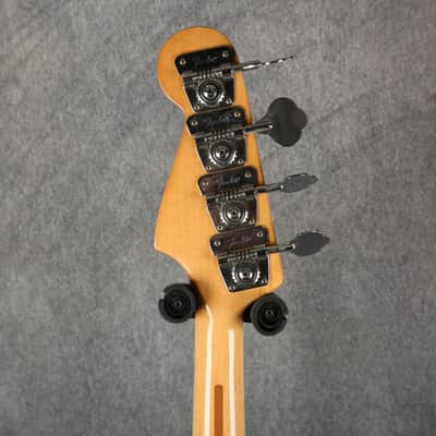 Fender Jazz Bass - 1977 - Refin White - 2nd Hand image 5