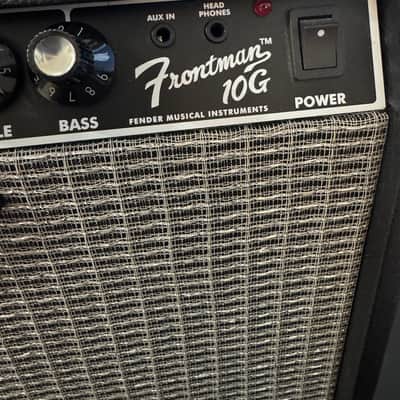 Fender Frontman 10G 10-Watt 1x6" Guitar Practice Amp 2007 - Present - Black image 4
