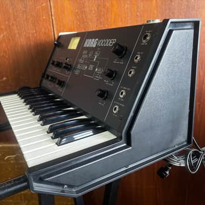 Korg Vocoder polyphonic 20-band vocoder VC-10 w/ gooseneck mic image 7