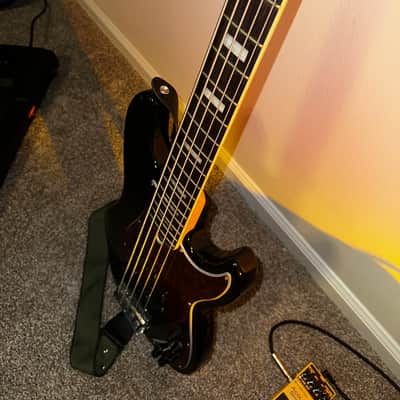 Sire Marcus Miller P7 5-String 2019 Black image 3