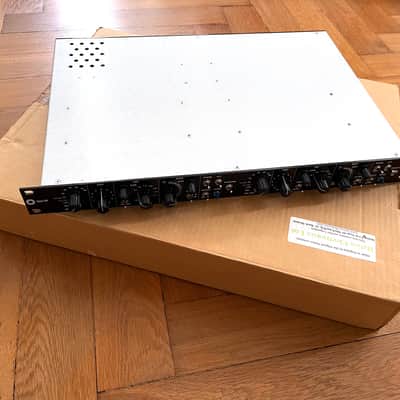 Helios Type 69 1R – stereo pre amp / EQ 'Tony Arnold' image 2