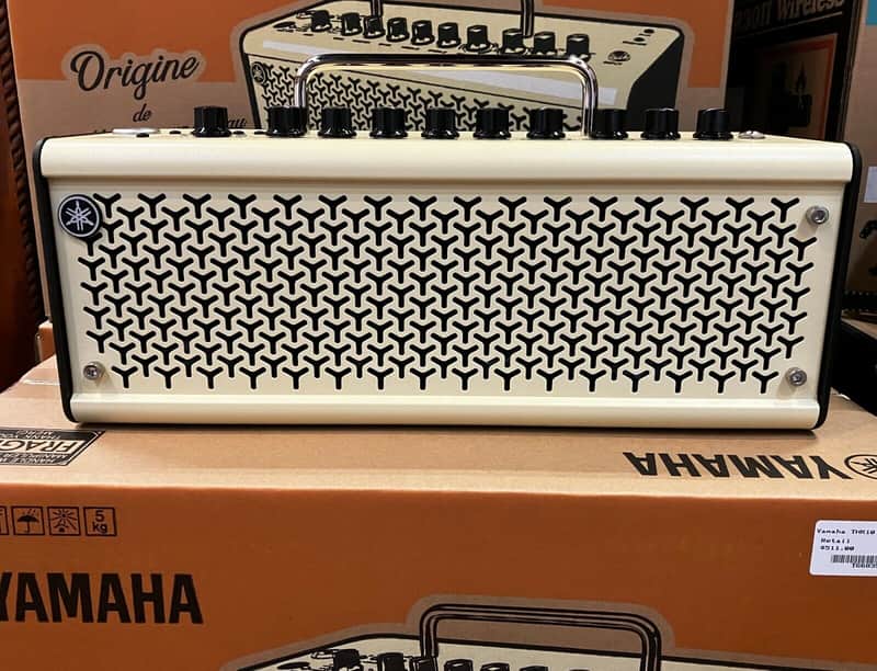 Yamaha THR10II 20-Watt 2x3" Digital Modeling Guitar Combo image 1
