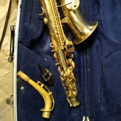 Conn Shooting-Stars Alto Saxophone, Mexico, Lacquered Brass, Good Condition, with case/neck/MP image 4