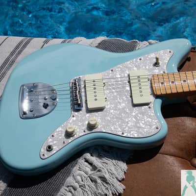 Fender FSR Hybrid II Limited Edition Jazzmaster with Maple Fingerboard - Daphne Blue - Pro Set Up w Perfect Frets/Action/Intonation image 6