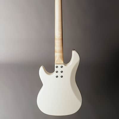 G&L USA LB-100 2022 - Olympic White image 8