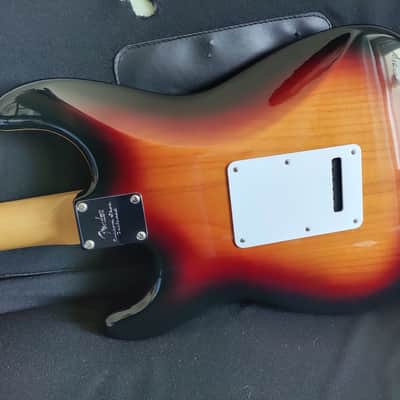 2017 Fender Stratocaster Classic Player '60s 3-Color Sunburst w/GIGBAG image 6