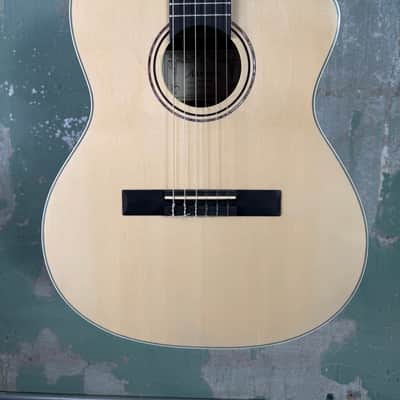 Alvarez Regent Series RC26HCE Hybrid Acoustic Electric Guitar - Natural image 2