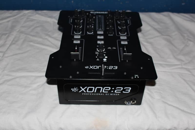 Allen & Heath XONE:23 2+2 Channel Pro DJ Mixer | Reverb
