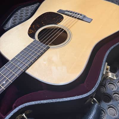 Martin D-18E Modern Deluxe - Natural image 1