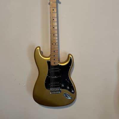 Fender Stratocaster 1979 - Gold Moded image 1