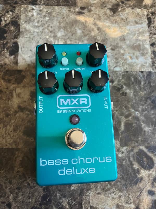 MXR M83 Bass Chorus Deluxe