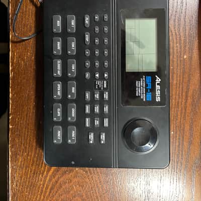 Alesis SR-16 Drum Machine 2010s - Black