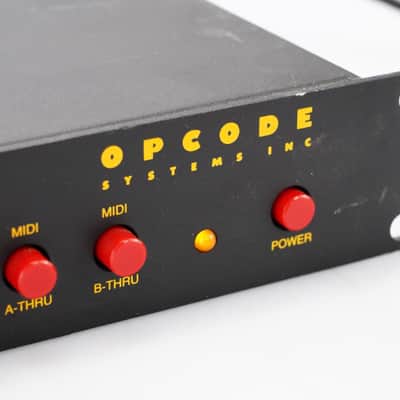 Opcode Systems Studio 4 8x8 MIDI Interface & Patchbay w/ Original Manuals #53338 image 14