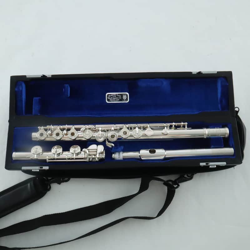 William S. Haynes Q4 Classic Handmade Solid Silver Flute BRAND NEW
