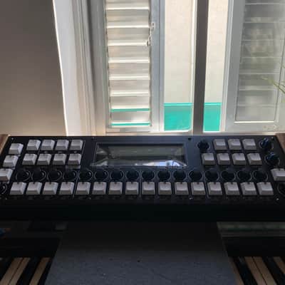 Sequentix Cirklon 2 (mint, boxed) image 3