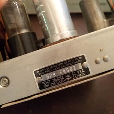 Silvertone Sears mono Tube Amplifier 6V6 project chassis cab case handle Fisher AlNiCo Speaker 1961 Tan image 7