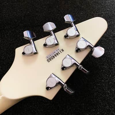 Made by ESP Killer KG Wishbone V Snow White - MINT condition