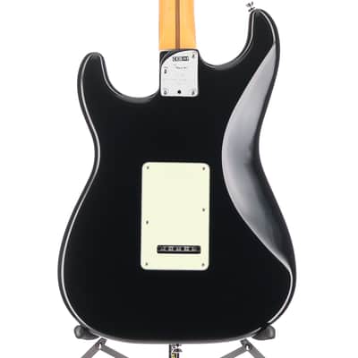 Fender Certified Pre-Owned American Professional II Stratocaster, Maple Fingerboard, Black (H11) (07934) image 2