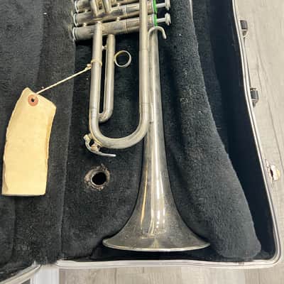 The selmer company Trumpet silver plate image 2