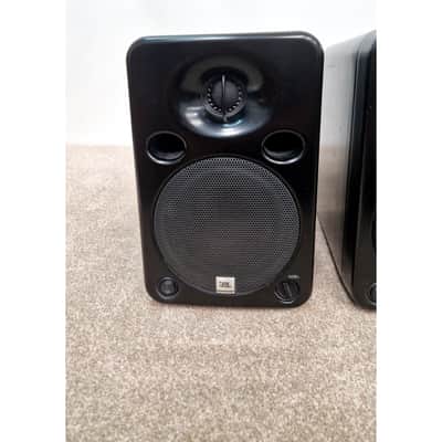 JBL LSR6325P - Studio Monitor - Black - Excellent image 3