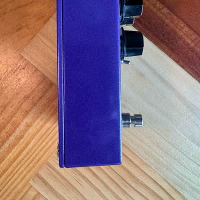 Diamond Vibrato V2 2024 - Present - Purple image 6