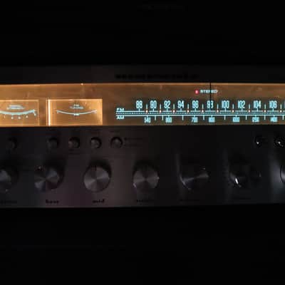 Marantz Model 1530 30-Watt Stereo Receiver 1978 - 1980 image 2