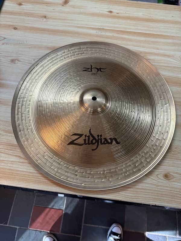 Zildjian 18" ZHT China Cymbal 2006 - 2015 - Traditional image 1