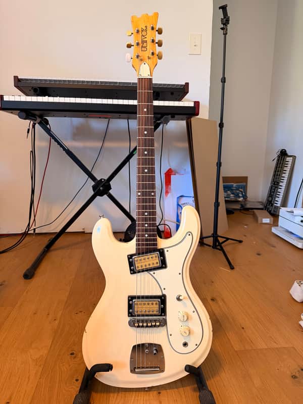 Univox Hi-Flier Phase III | Reverb