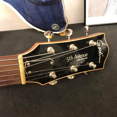 Godin 5th Avenue CW Kingpin II P90 2010's - Burgundy image 3