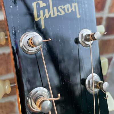 Gibson J-30 1989 - 2000 - Antique Natural new comb lock installed on case image 12