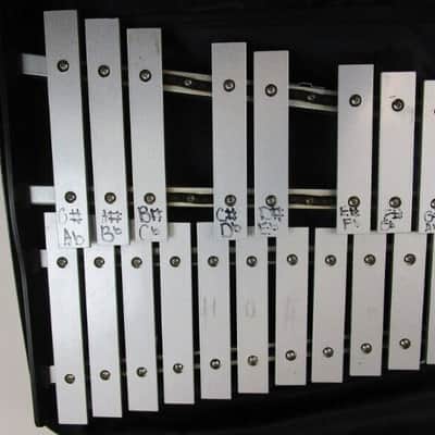 Yamaha SPK-275 Xylophone, Very Good Condition, with case image 2