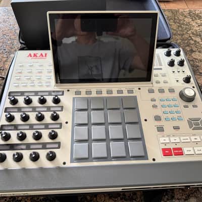 Akai MPC X Special Edition Standalone Sampler / Sequencer 2023 - Present - Grey image 5