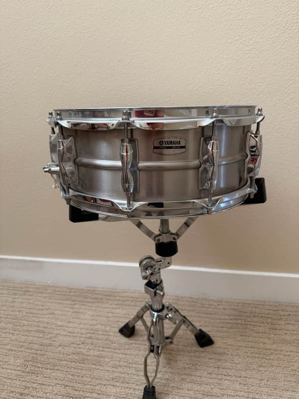 Yamaha RLS-1455 Recording Custom 5.5x14" Stainless Steel Snare Drum 2016 - Present - Silver/Chrome image 1