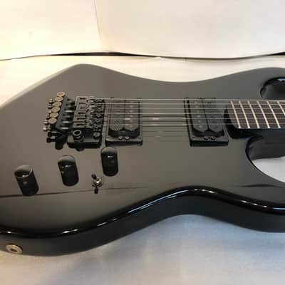 Kramer Pacer Carrera 1983 all Black, Patent Pending logo, Serial number is C2001 image 2