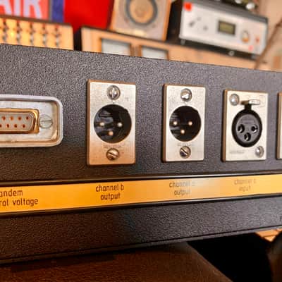 Neve 33609 Discrete Stereo Compressor / Limiter Metal Knob 1970s - Blue image 11