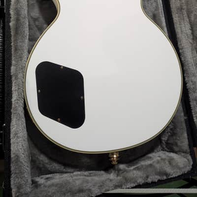 Epiphone Les Paul Custom 2020 - Present - Alpine White image 9