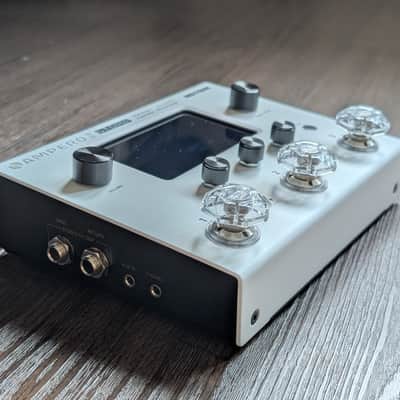 Hotone MP-300 Ampero II Stomp Amp Modeler / Effects Processor 2021 - Present - White image 5