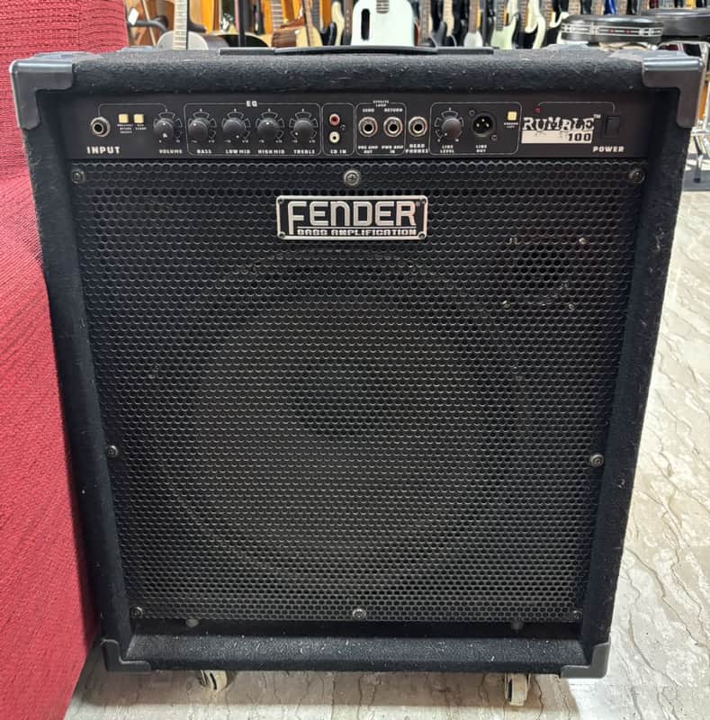 Fender Rumble 100 100-watt bass amplifier with a 15-inch speaker image 1
