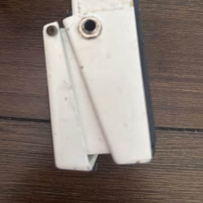Boss TU-2 Chromatic Tuner (Dark Gray Label) 1998 - 2009 - White image 3