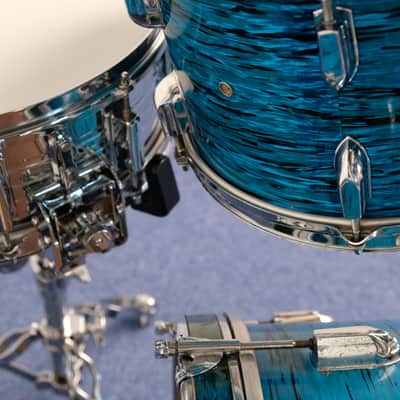 Pearl Challenger outfit drumset 20" - 12" - 14" Blue Oyster Pearl finish from 1971/72 image 13