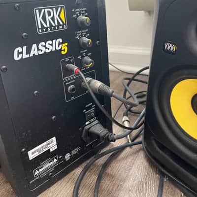 KRK classic 5 RP-5 Rokit G4 2-Way 5" Active Studio Monitors (Pair) 2019 - 2021 - White image 3