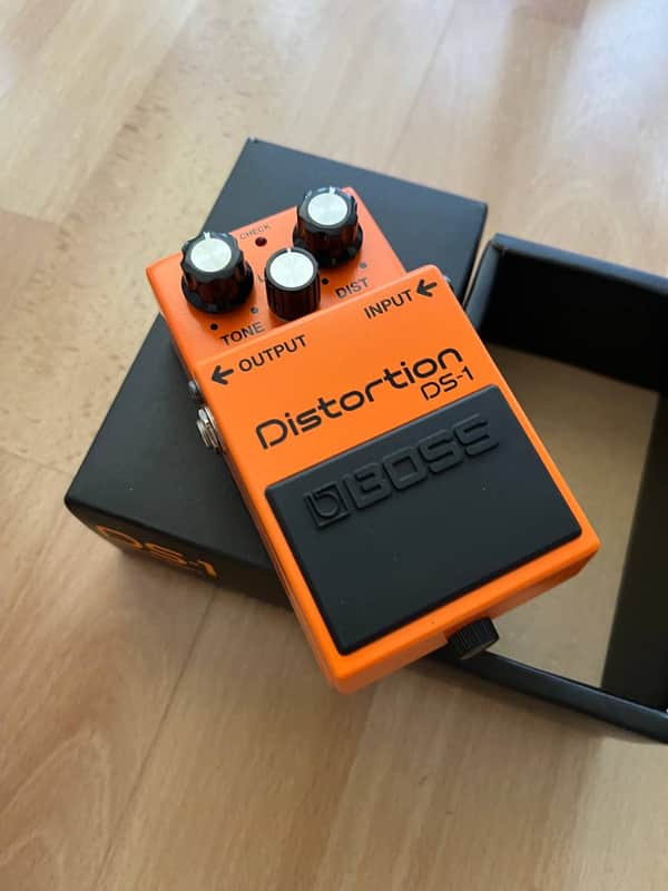 Boss DS-1 Distortion (Silver Label) 1994 - Present - Orange image 1
