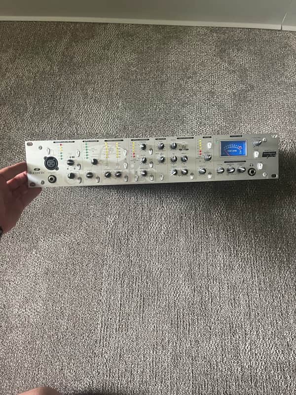 Focusrite Platinum VoiceMaster Pro Channel Strip 2000s - Silver image 1